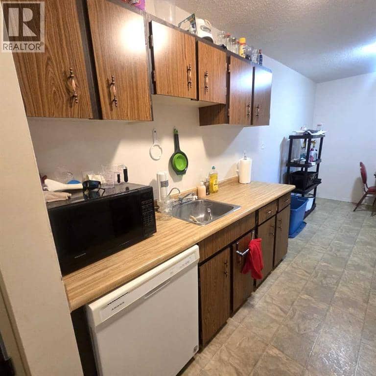 304B, 5611 9 Avenue, Edson, photo 4