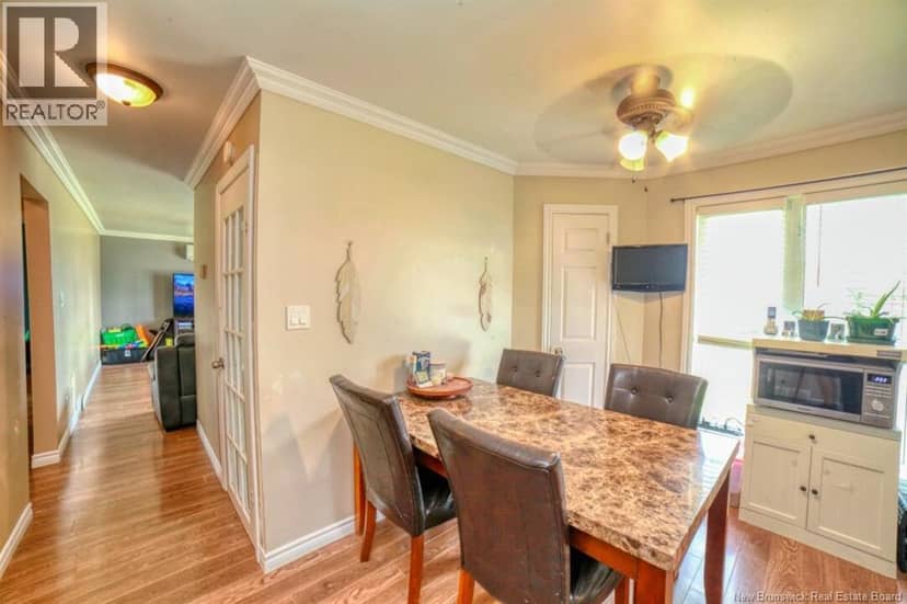 838 Helen Street — photo 12 of 20