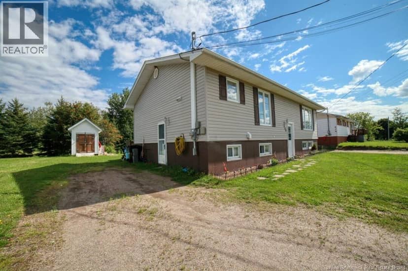 838 Helen Street — photo 3 of 20