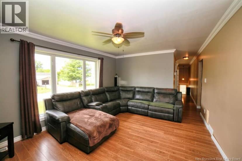 838 Helen Street — photo 6 of 20