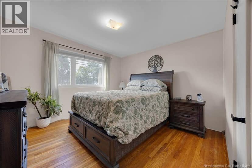 96 Woodward Avenue — photo 12 of 29