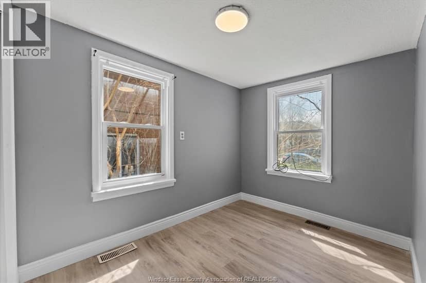 1210-1212 Monmouth — photo 18 of 40