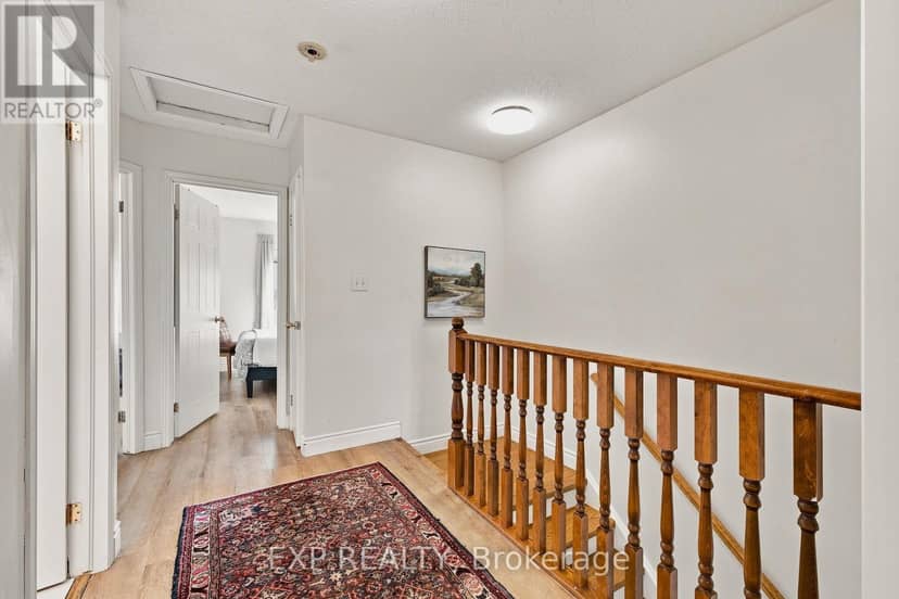 116 Henhoeffer Crescent — photo 16 of 33