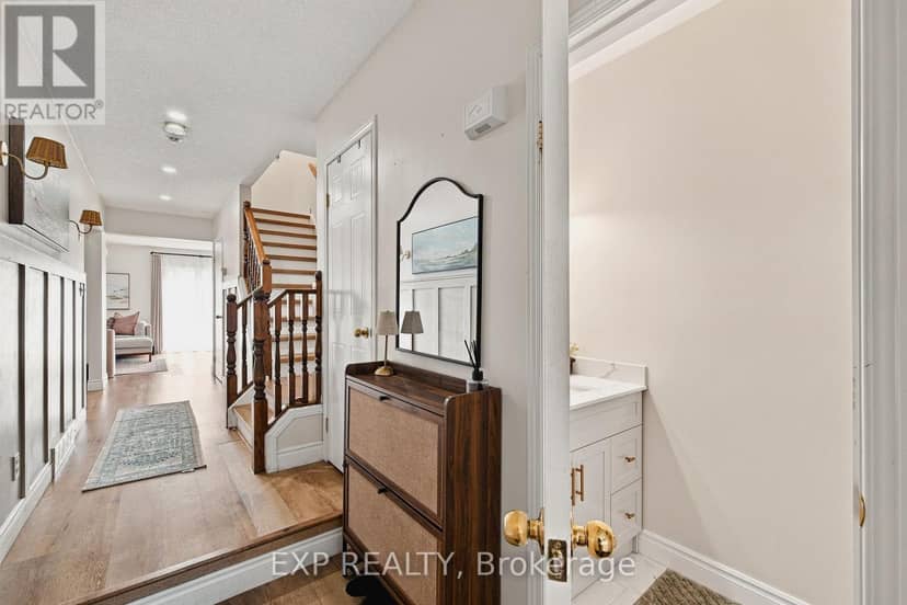 116 Henhoeffer Crescent — photo 5 of 33