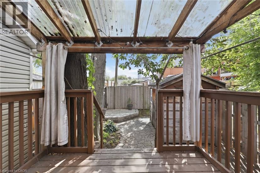 128 ROBERT Street — photo 27 of 36