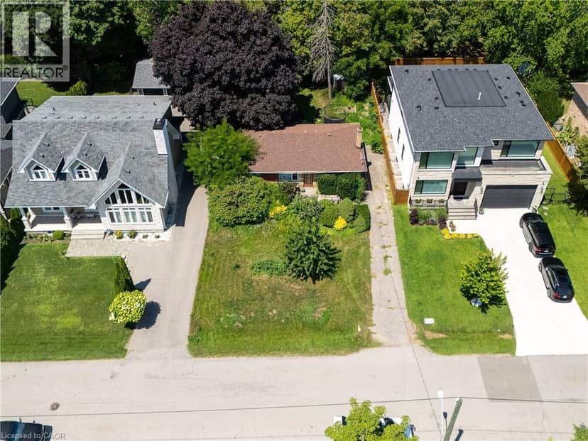 1405 CONSTANCE Drive — photo 3 of 6