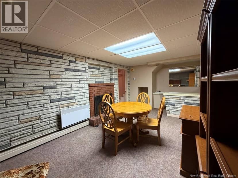 2371 Commerciale Street — photo 31 of 40