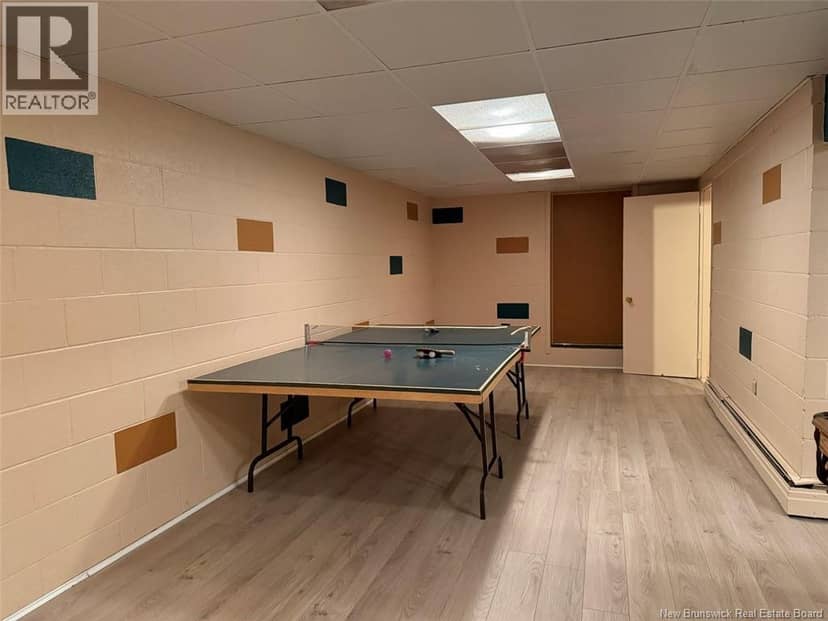 2371 Commerciale Street — photo 32 of 40