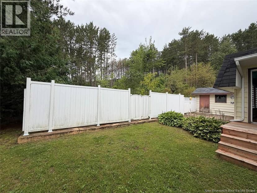 2371 Commerciale Street — photo 36 of 40