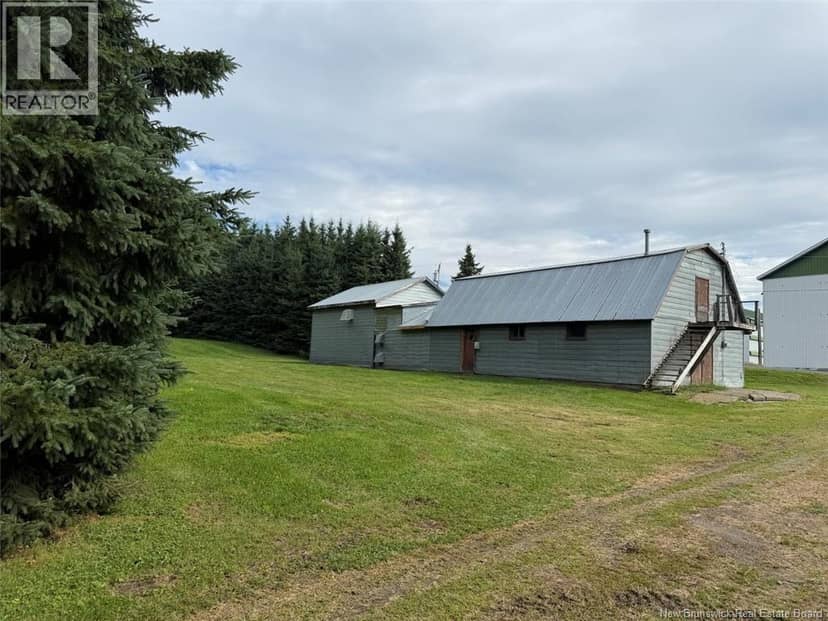 2371 Commerciale Street — photo 40 of 40