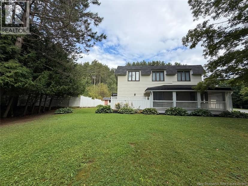 2371 Commerciale Street — photo 35 of 40