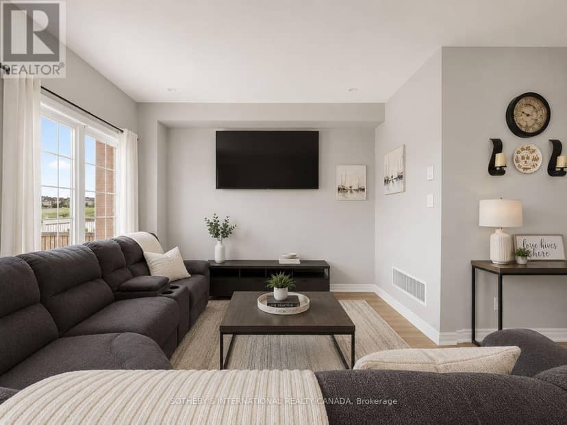 71 Daniele Crescent — photo 8 of 25
