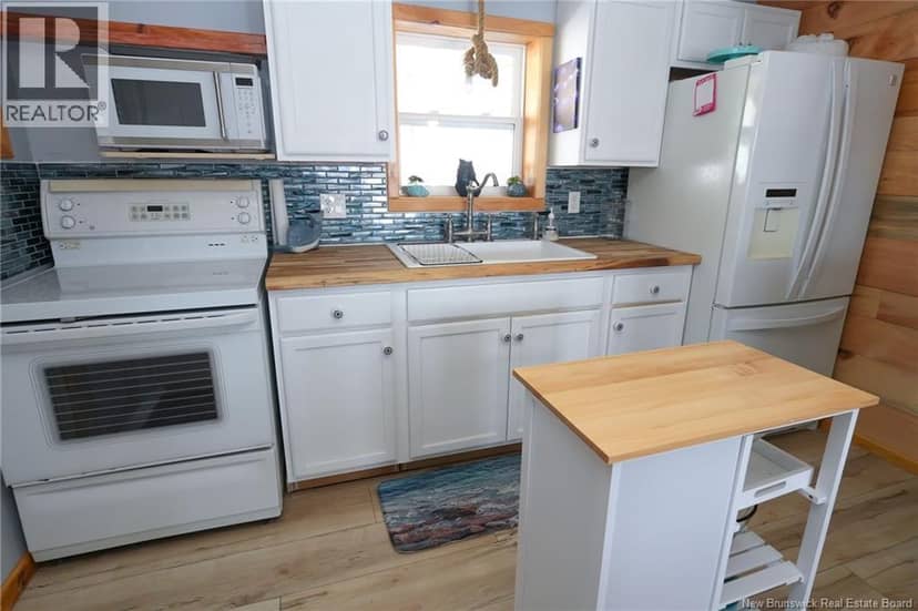 12 Bayview Drive — photo 35 of 40