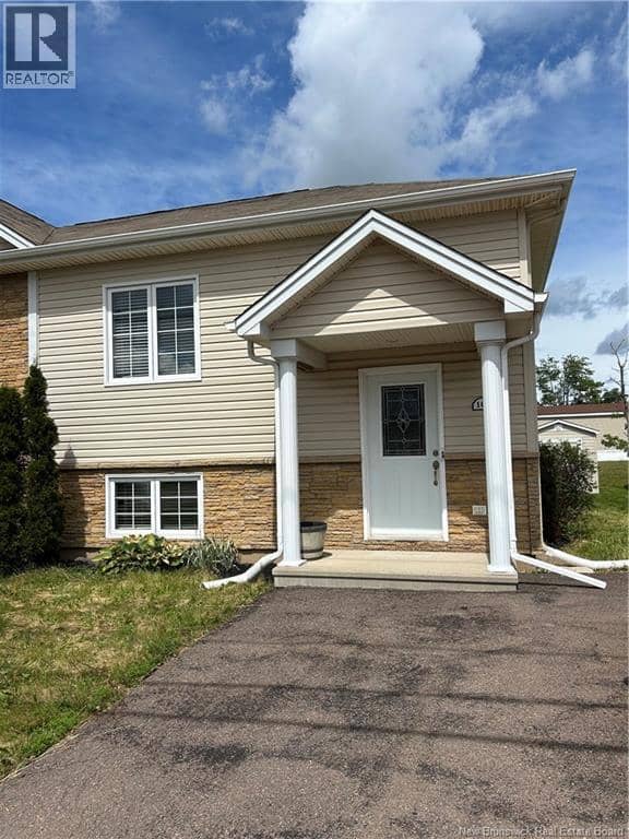 106 Lakeburn Avenue — photo 1 of 40