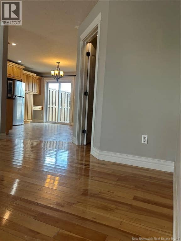 106 Lakeburn Avenue — photo 10 of 40