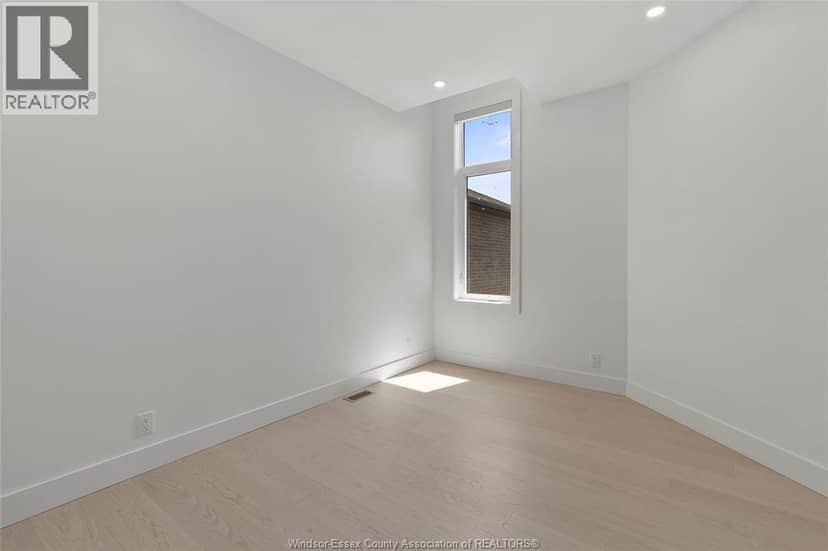 13 Eagle Street — photo 15 of 24