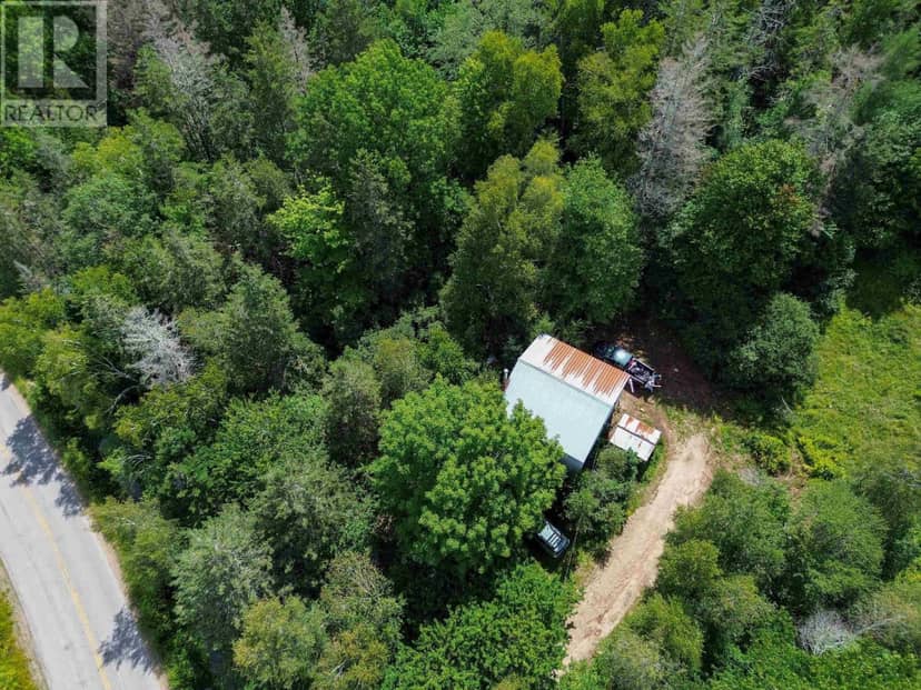 1002 West Dalhousie Road, Lake La Rose, photo 2