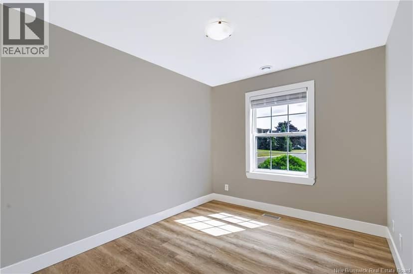 33 Hallihan Drive — photo 23 of 40