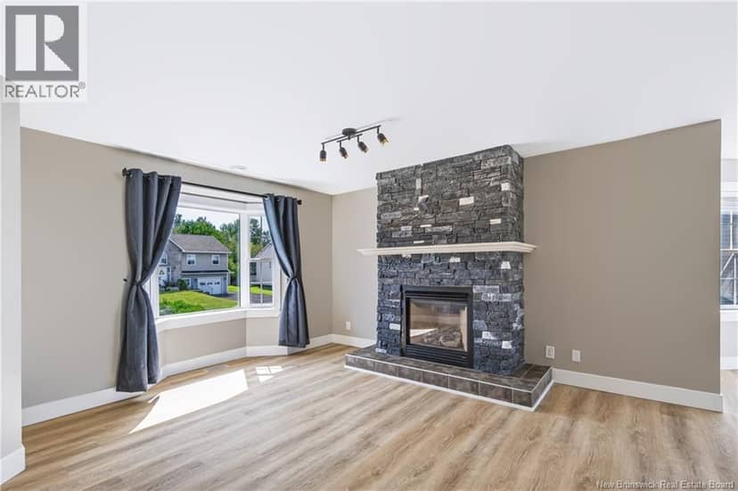 33 Hallihan Drive — photo 14 of 40