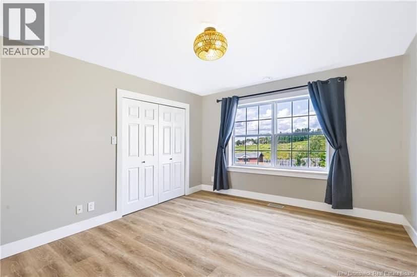 33 Hallihan Drive — photo 19 of 40