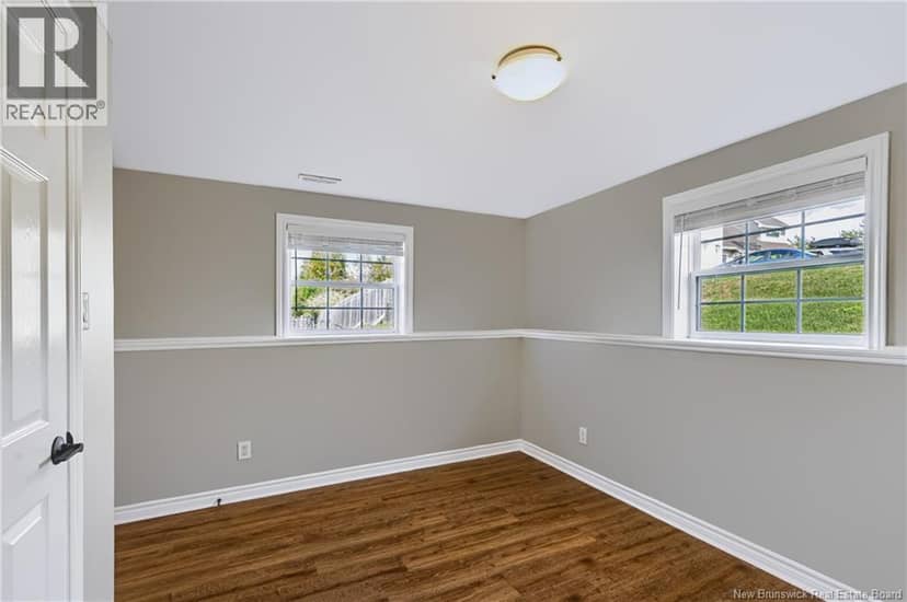 33 Hallihan Drive — photo 31 of 40