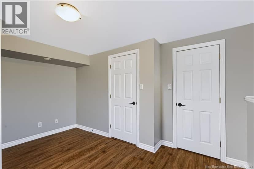 33 Hallihan Drive — photo 32 of 40