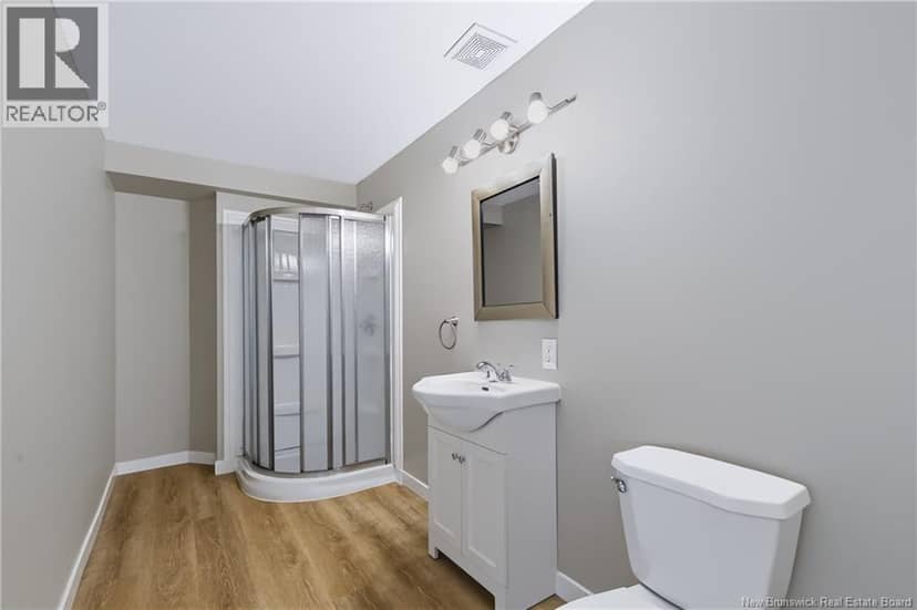 33 Hallihan Drive — photo 30 of 40