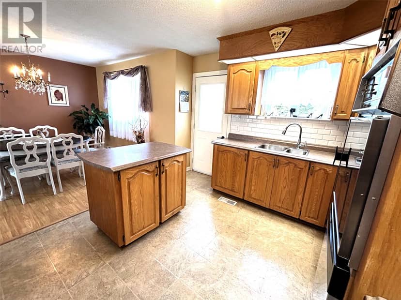8 O'Brien's Drive — photo 13 of 40