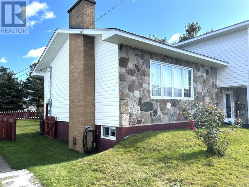 8 O'Brien's Drive — photo 3 of 40