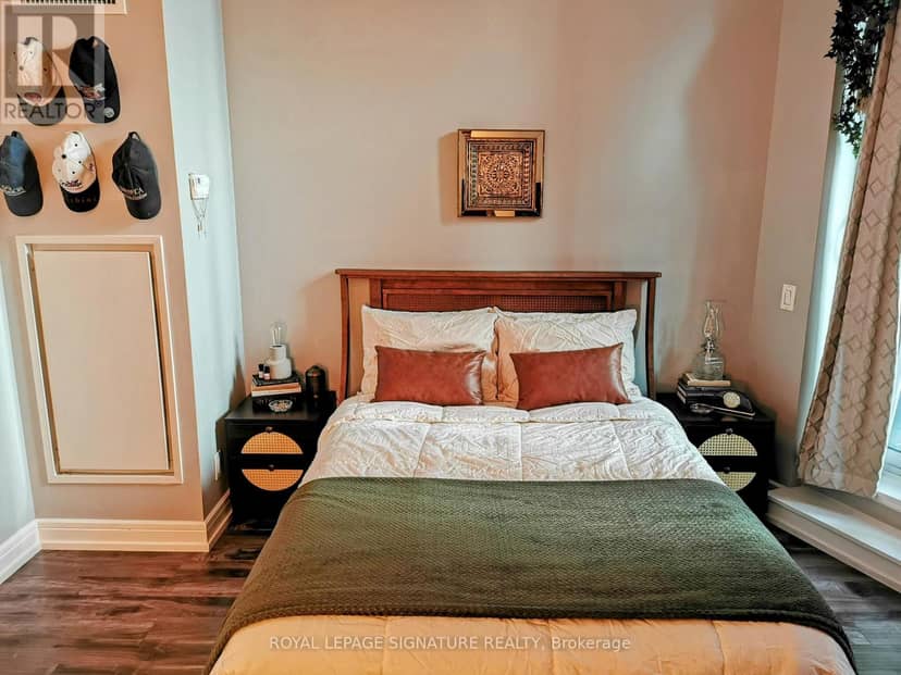 S202 - 112 George Street — photo 7 of 9