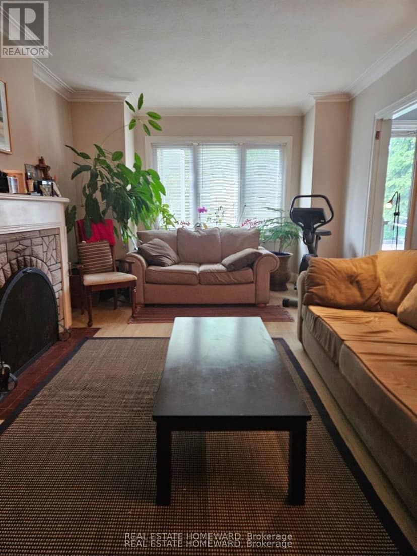 28 Glen Echo Road, Toronto, photo 3