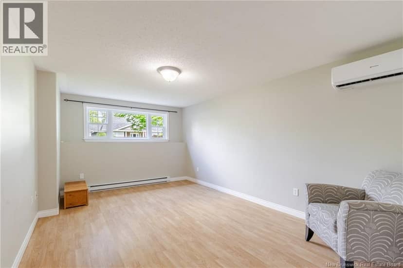 16 Hartford Lane — photo 32 of 40