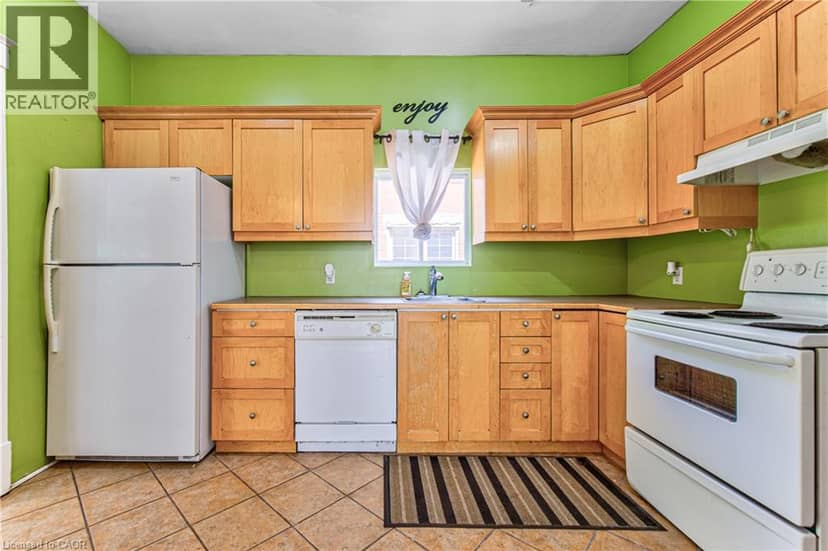 22 HERLAN Avenue — photo 10 of 38