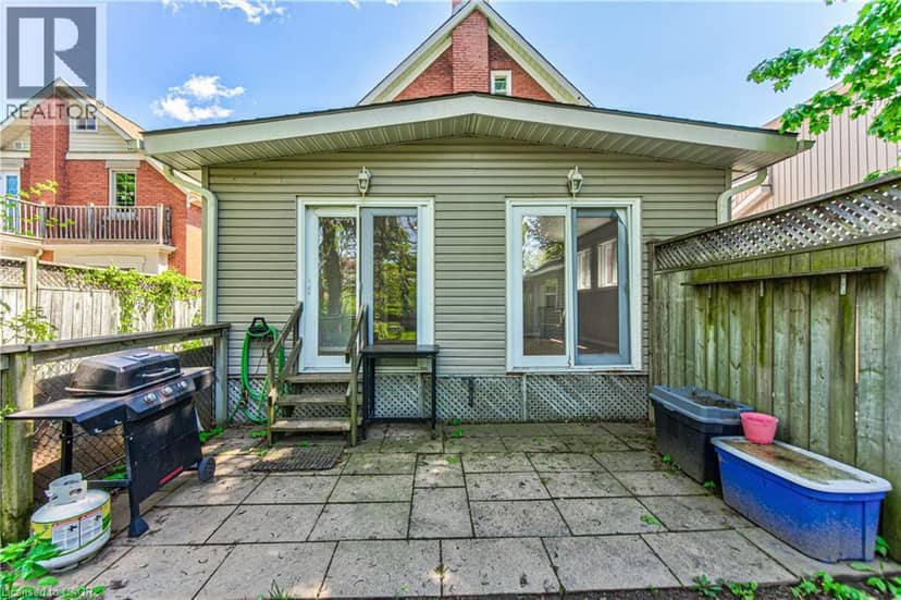 22 HERLAN Avenue — photo 31 of 38