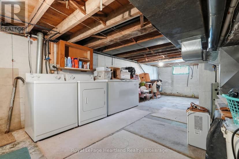 31 Louise Street — photo 24 of 40