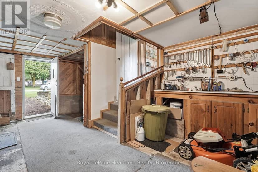 31 Louise Street — photo 27 of 40