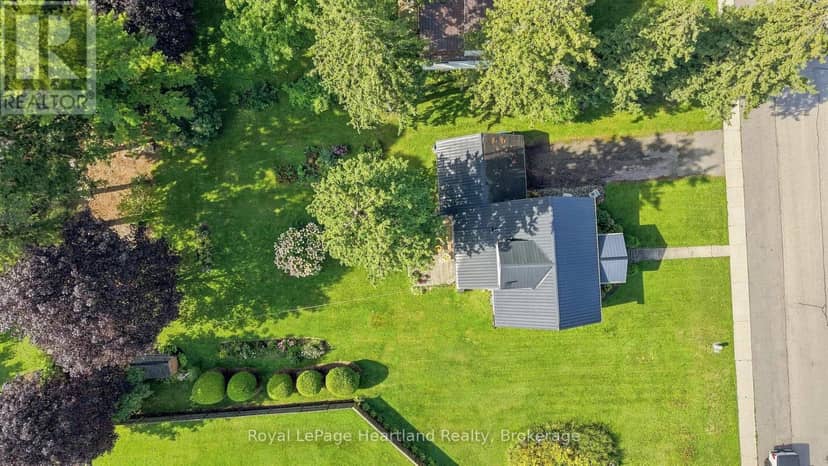 31 Louise Street — photo 38 of 40