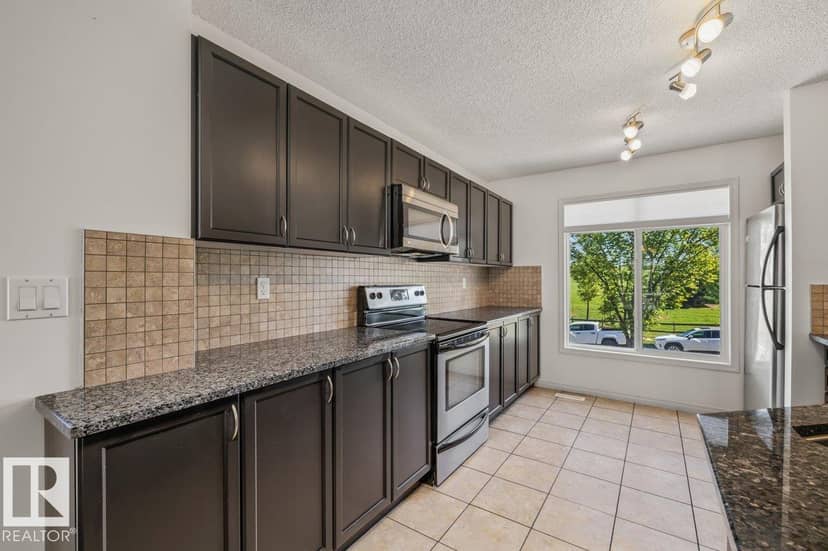 #1 1804 70 ST SW, Edmonton, photo 3
