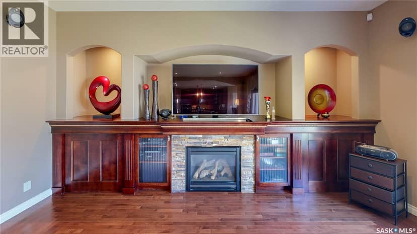 8259 Wascana Gardens POINT — photo 23 of 40