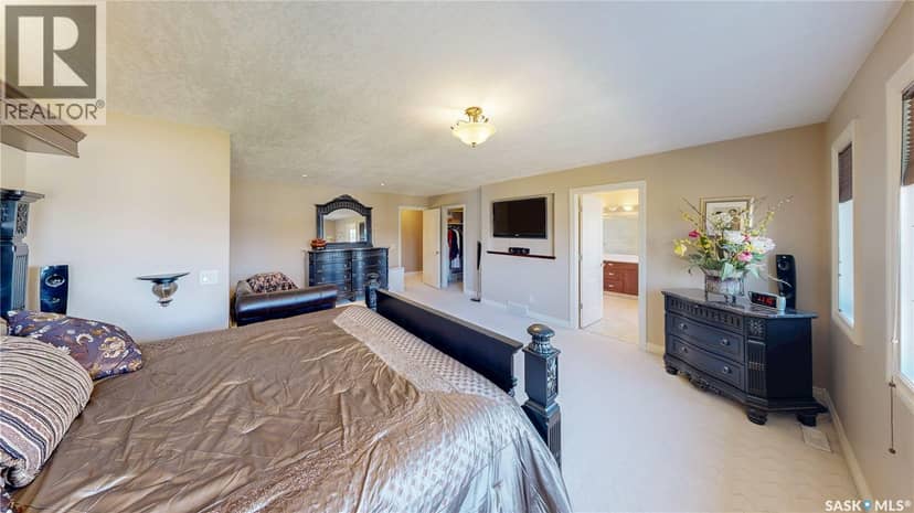8259 Wascana Gardens POINT — photo 32 of 40