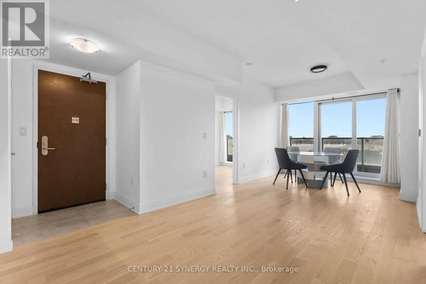506 - 805 Carling Avenue — photo 8 of 40