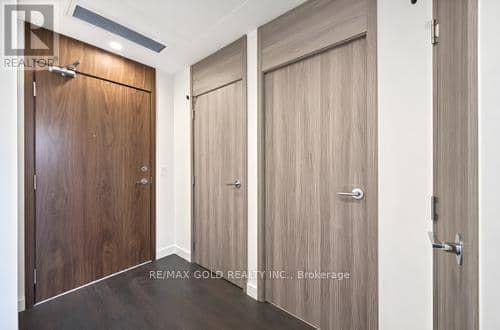 229 - 75 Billes Heights — photo 8 of 40