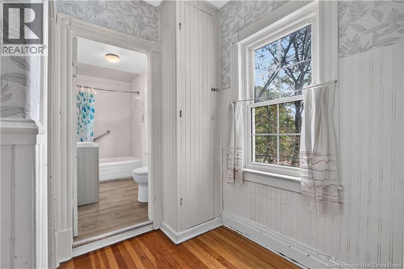 532 King George HWY — photo 18 of 32