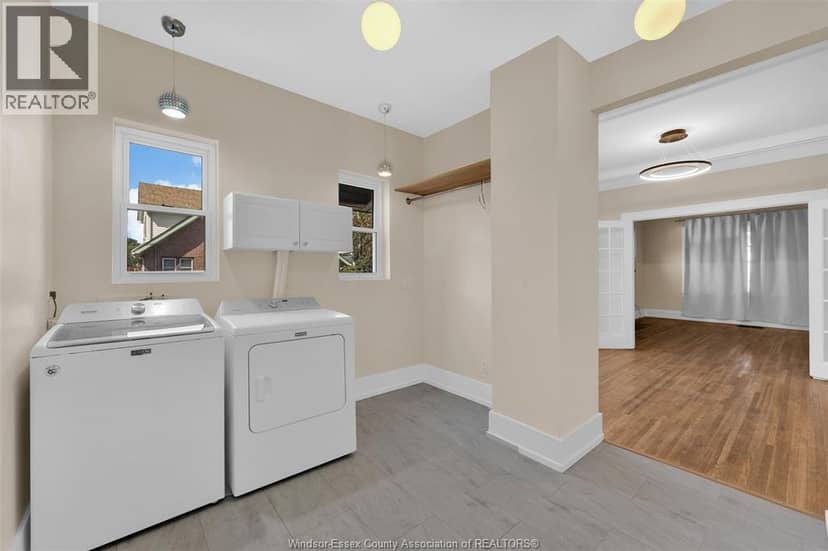 1605 Dougall Avenue — photo 12 of 29