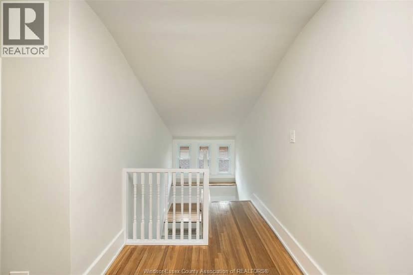 1605 Dougall Avenue — photo 18 of 29