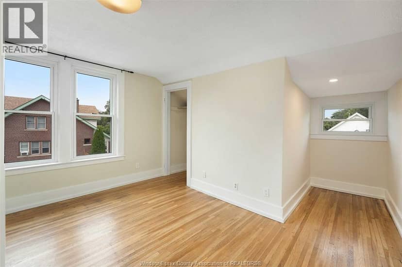 1605 Dougall Avenue — photo 19 of 29