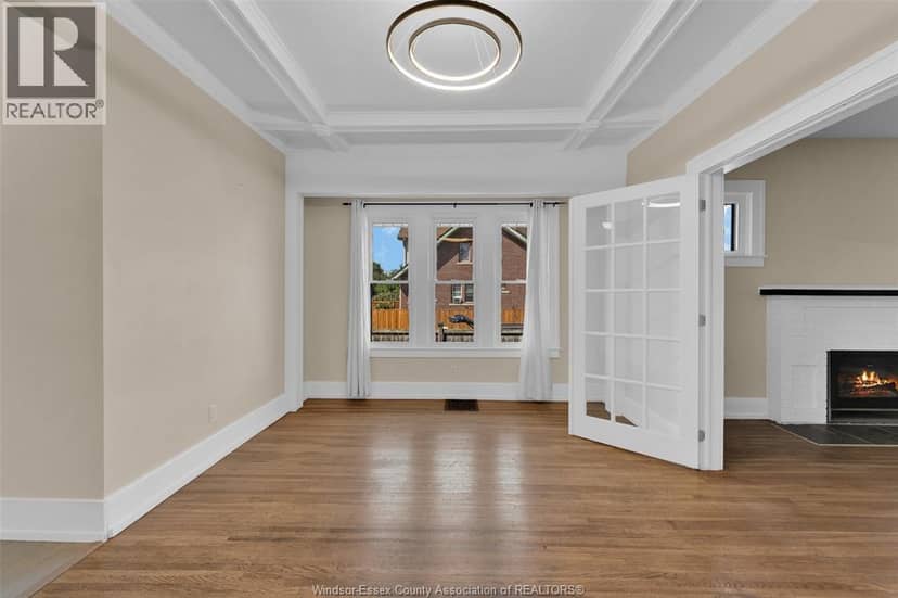 1605 Dougall Avenue — photo 7 of 29