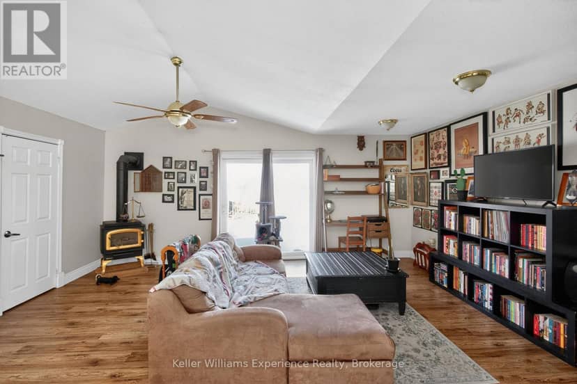 107 Pine Street — photo 10 of 23