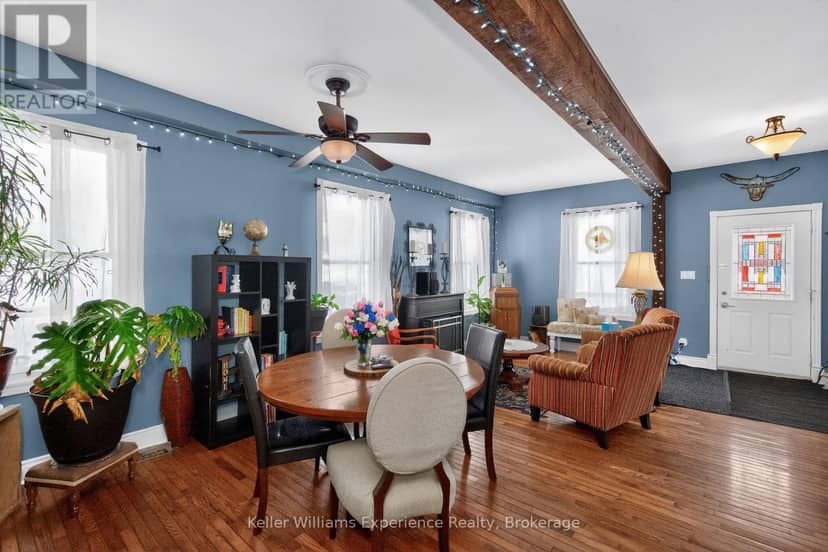 107 Pine Street, Tay, photo 6