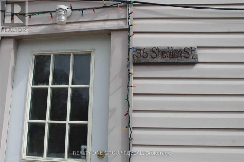 36 Shedden Street — photo 4 of 15